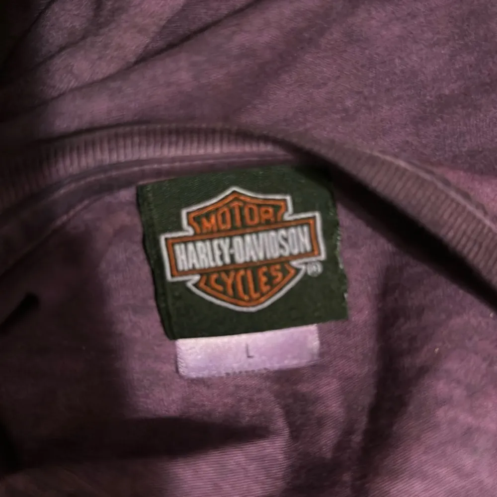 New with out tags motor Harley Davidson cycles y shirt size L purple color - Image 2
