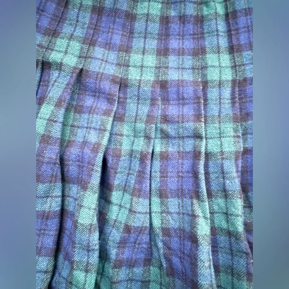 Vintage Pendleton authentic black watch tartan wool pleated skirt, size 6 - Image 3