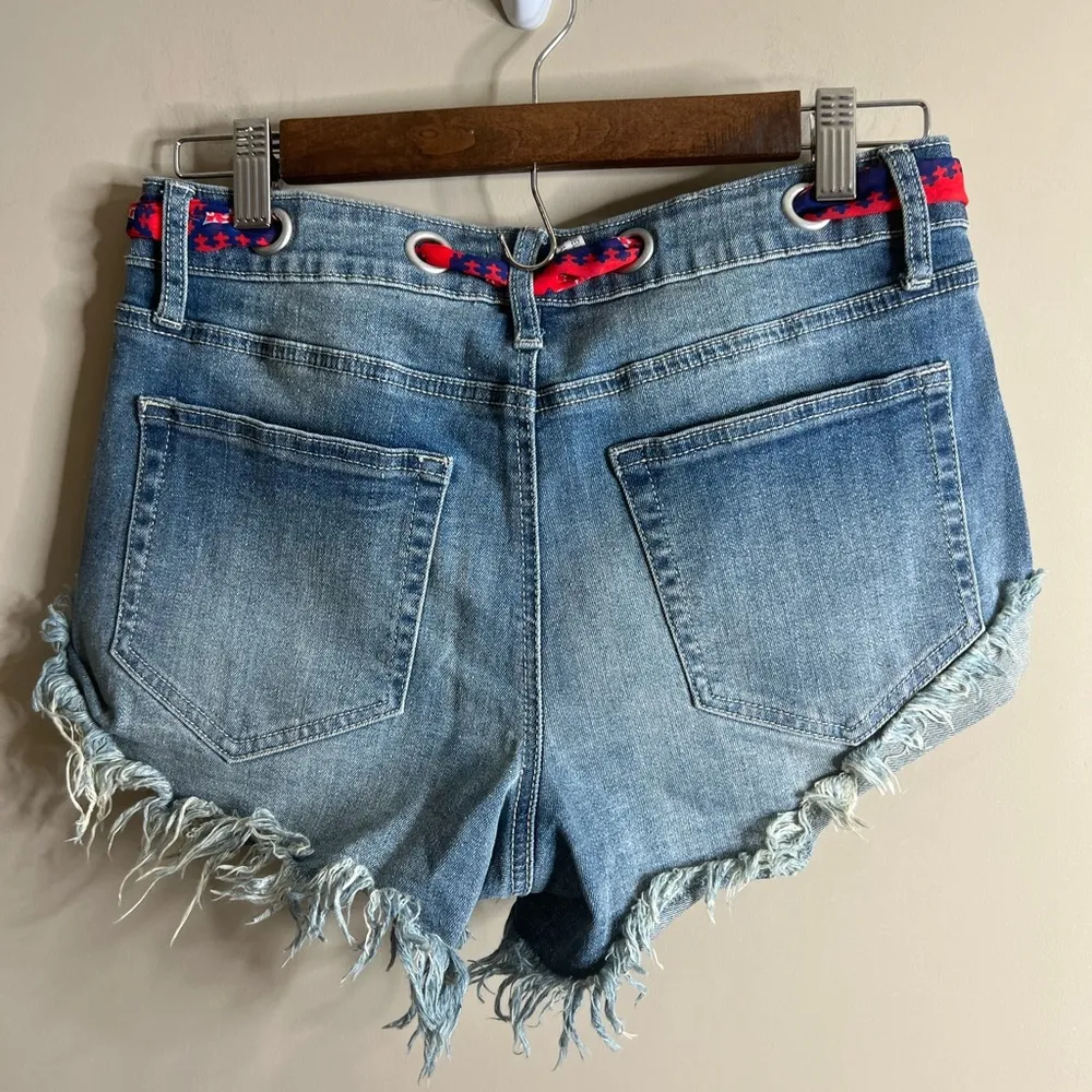 Alter’d state denim jean shorts size 26 - Image 6