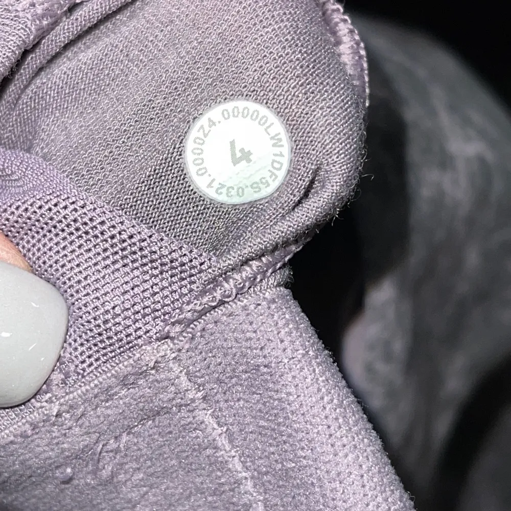 Lululemon invigorate tank top - Image 4