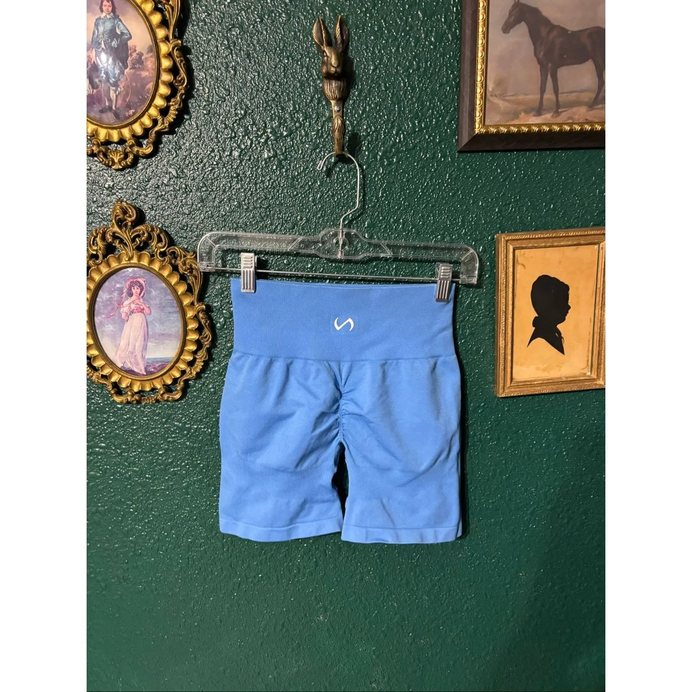 TLF SCULPT SEAMLESS SCRUNCH BUTT SHORTS SZ SMALL Blue - Image 2