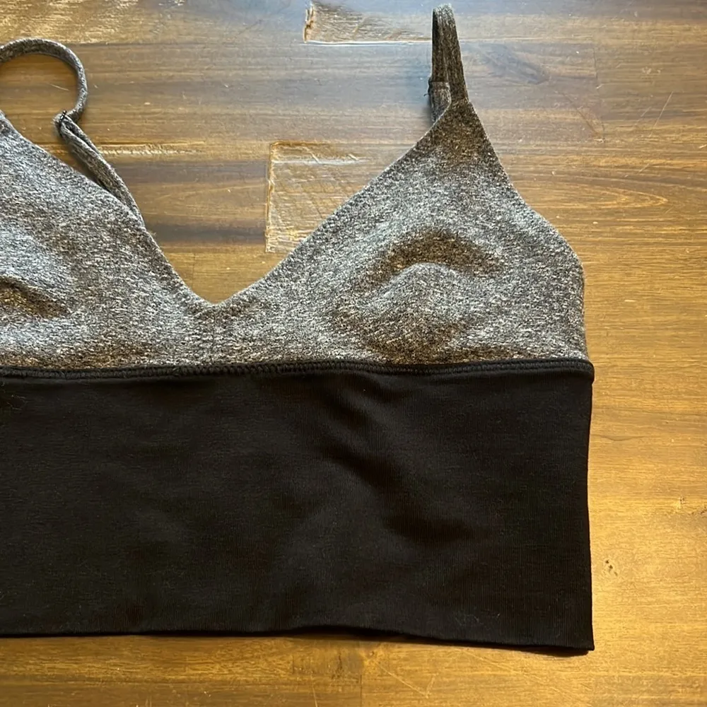 Madewell Black Gray Colorblock Sports Bra Crop Top Bralette XS Wireless - Image 2
