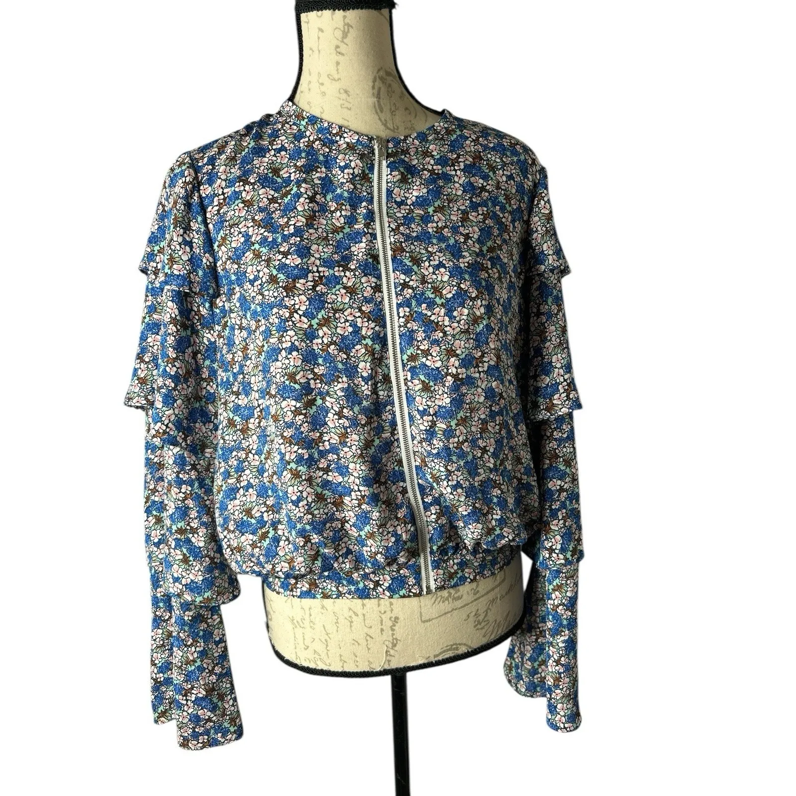 Ali & Jay Blue Floral Gjusta Jacket Full Zip Size M‎ - Image 2