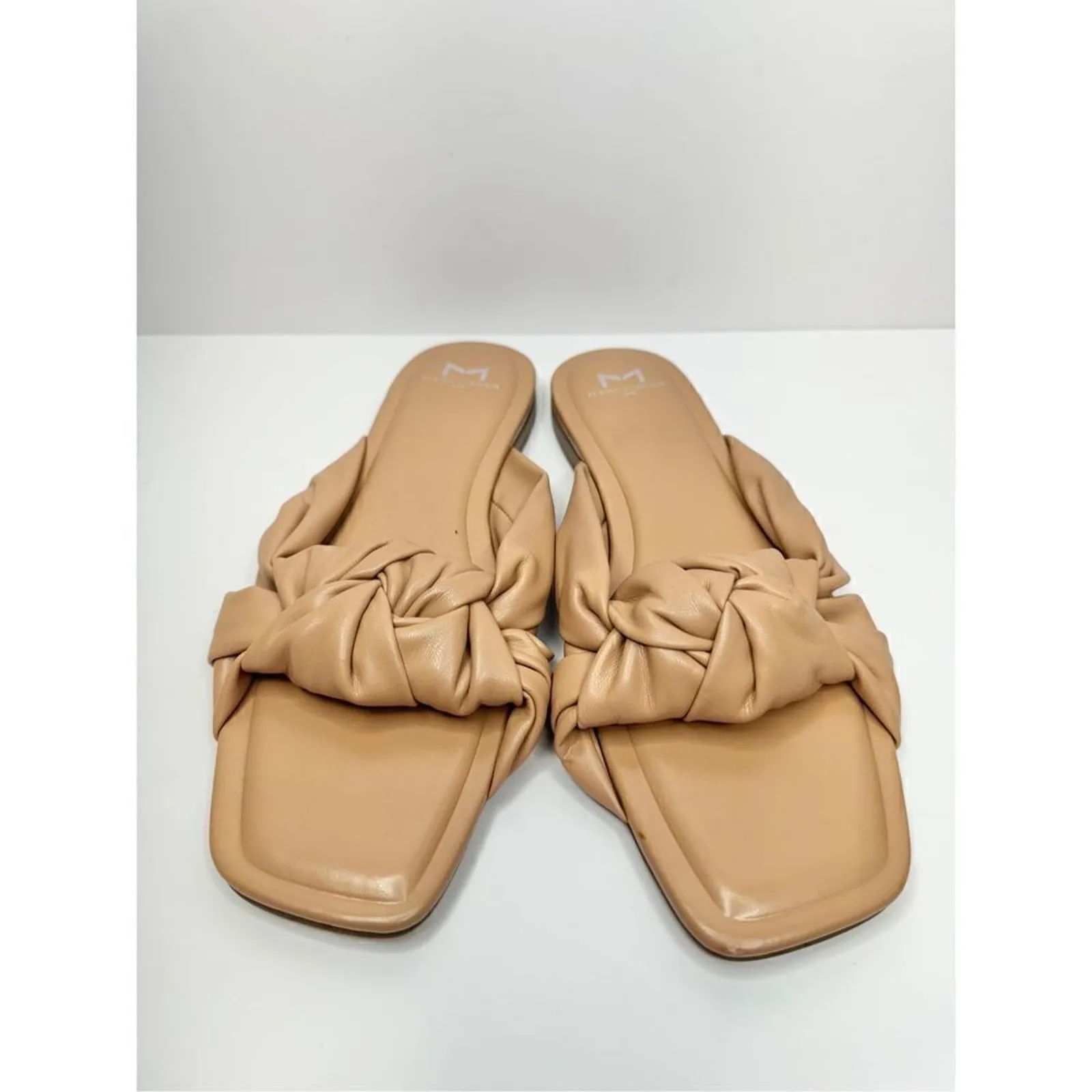 Marc Fisher Sandals Size 8.5 Tan Square Open Toe Knot Detail - Image 4