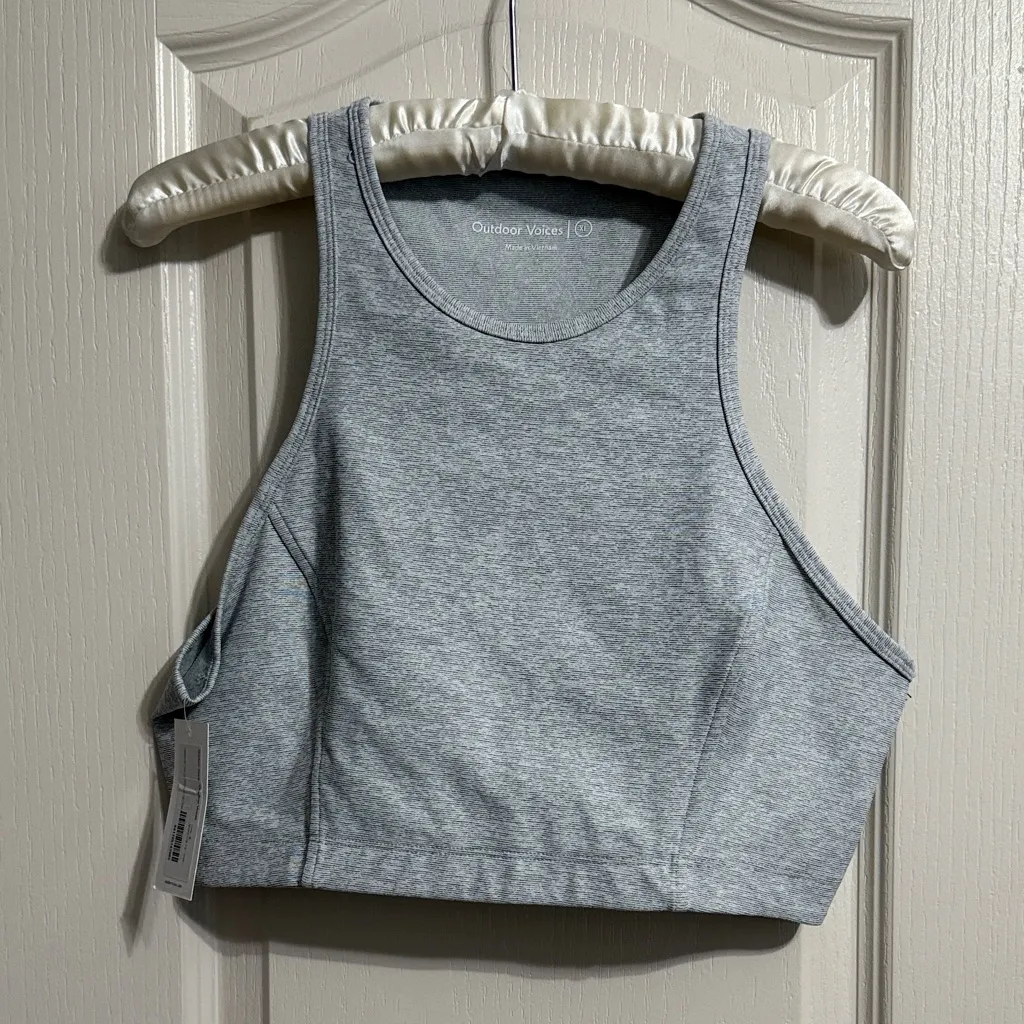 💖 NWT Outdoor Voices Athena Crop Top in Dove (Gray) - Image 2
