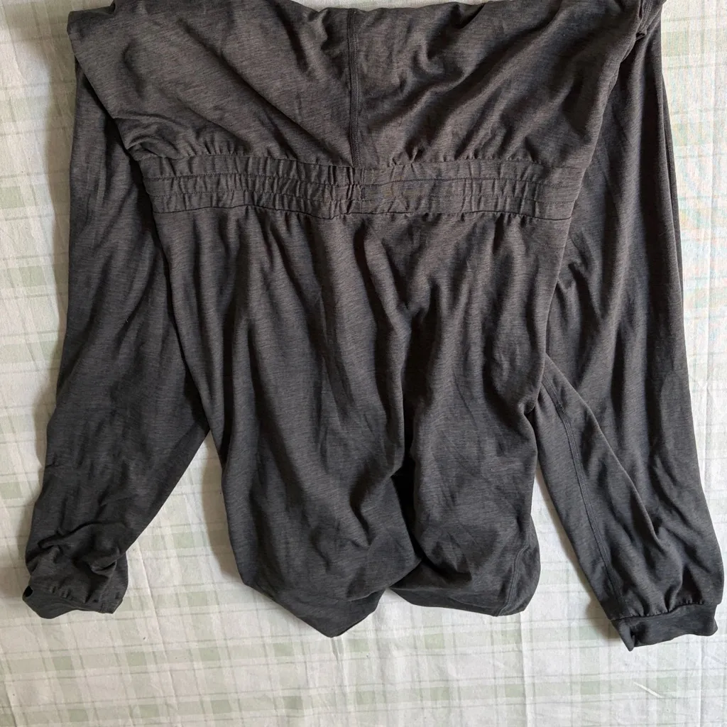 Vuori Gray V-Neck Jumpsuit - Image 7