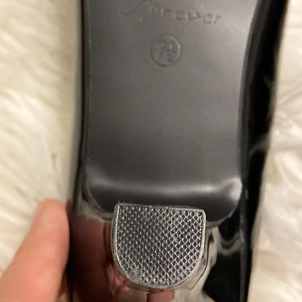 Forever Women’s Shoes size 7.5 BNWOT please see pictures heel 2” stable - Image 8