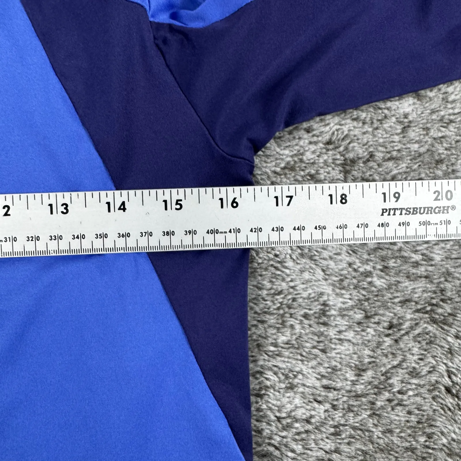 Brooks Long Sleeve Running Shirt Women's Large - Image 2