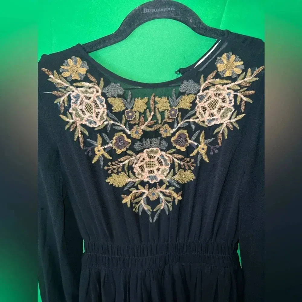 Zara Dress size Small - Image 3