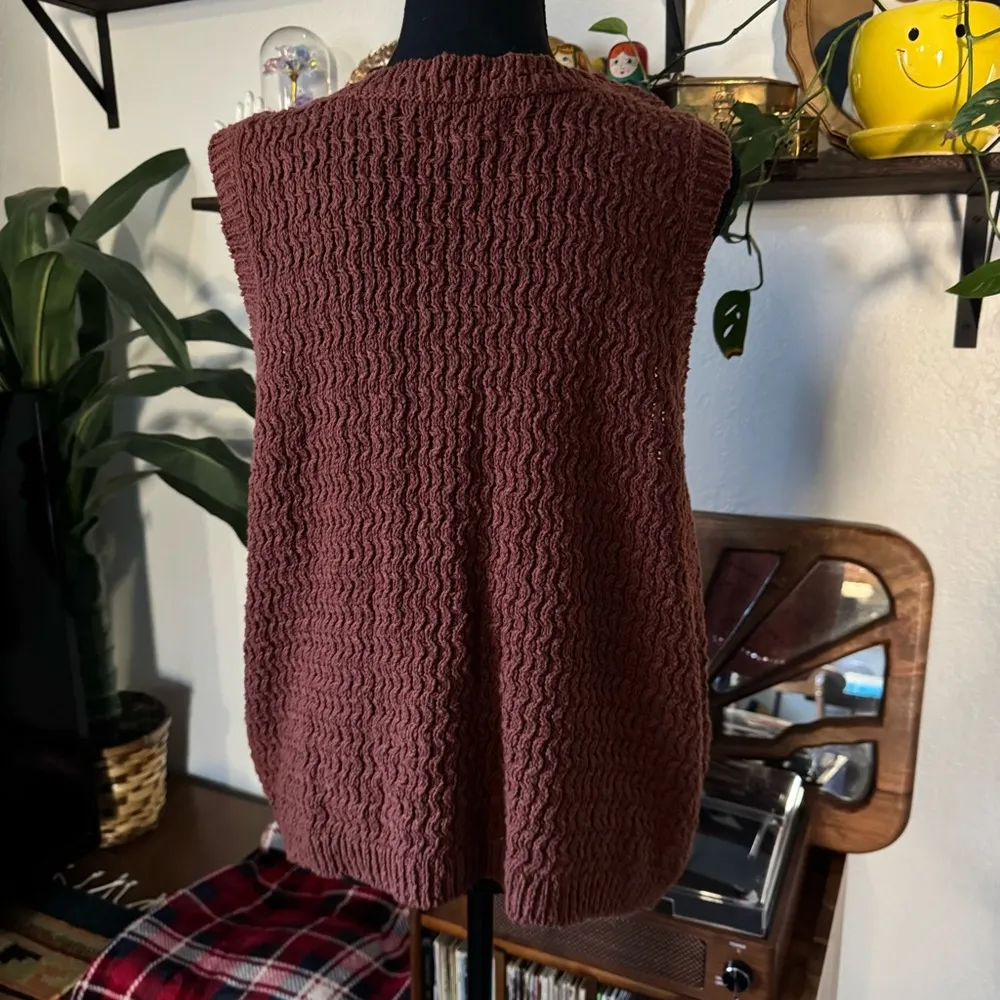 Universal Thread Brown Chunky Knit Sleeveless Top - Image 4