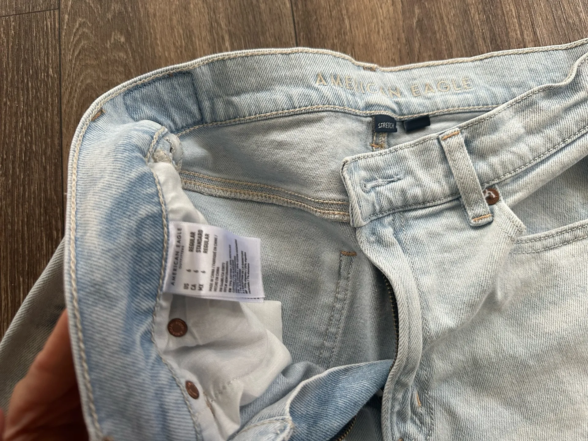 American Eagle Relaxed Straight High-Rise Jeans - Image 3