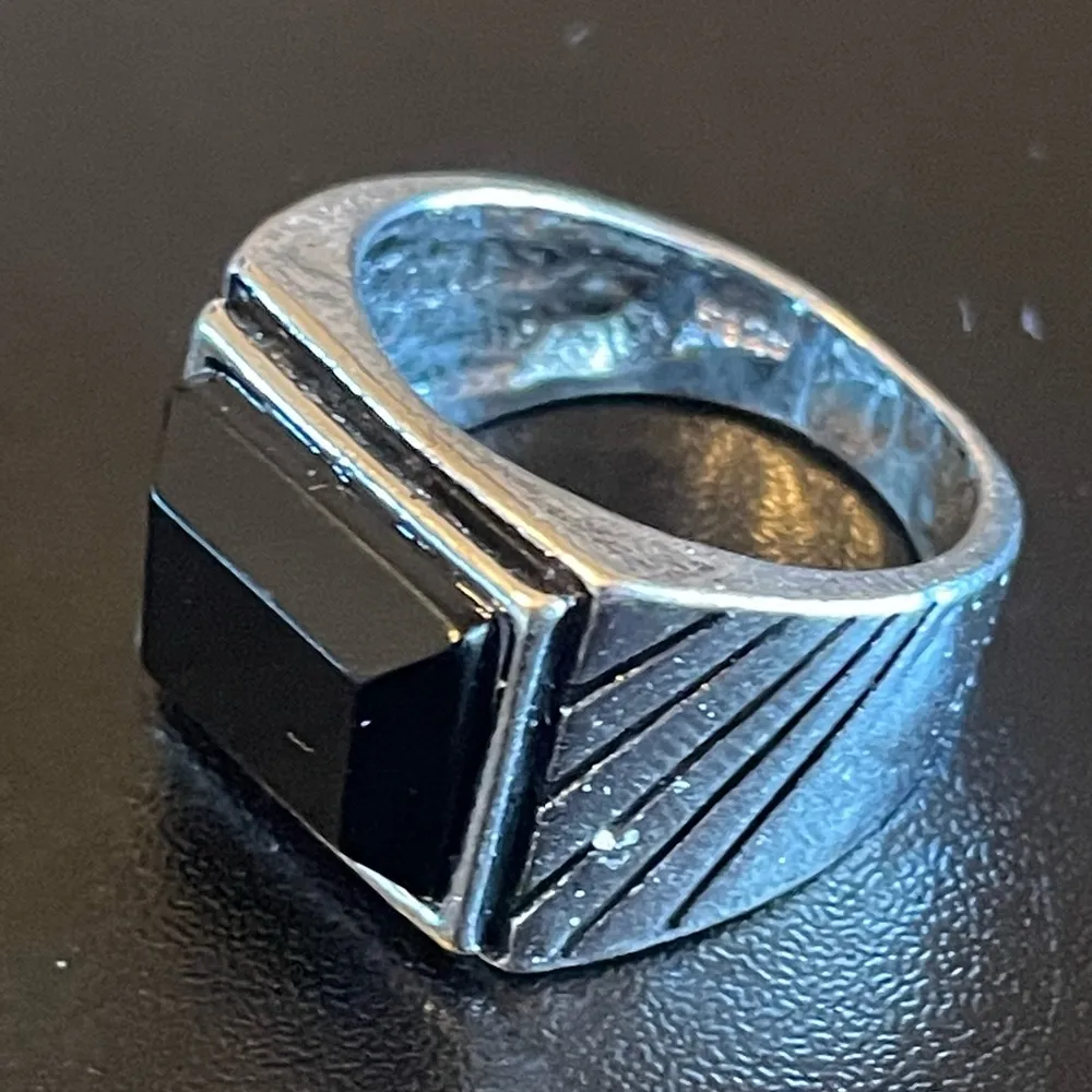 Black resin S925 silver men women ring size 7.5 - Image 3