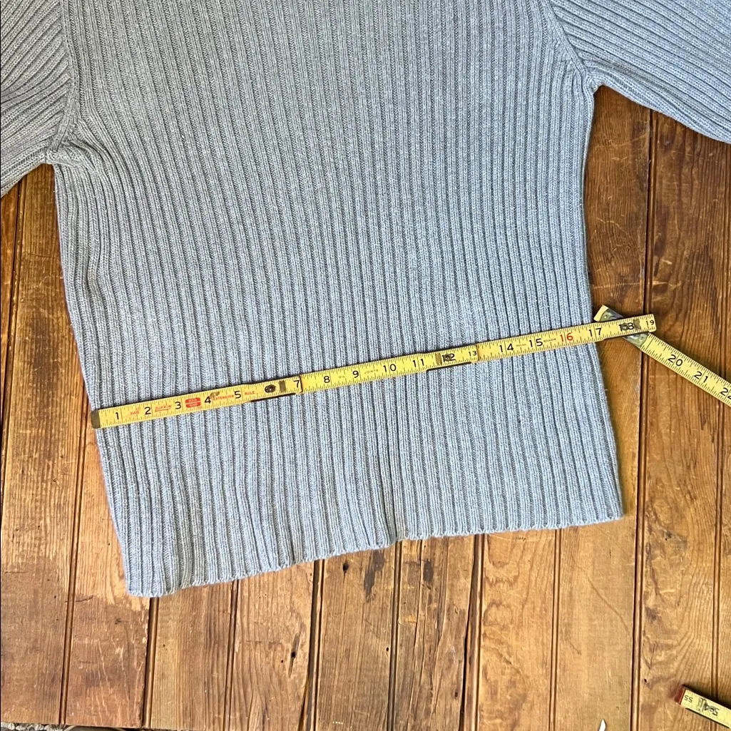 Women’s vintage 90s J. Crew Light Gray chunky cotton Knit crewneck Sweater - Image 3