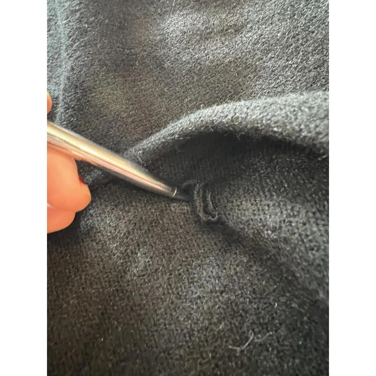 Carmen Marc Valvo Black Sleeveless Cowl Neck Knit Sweater Vest Women’s L - Image 9