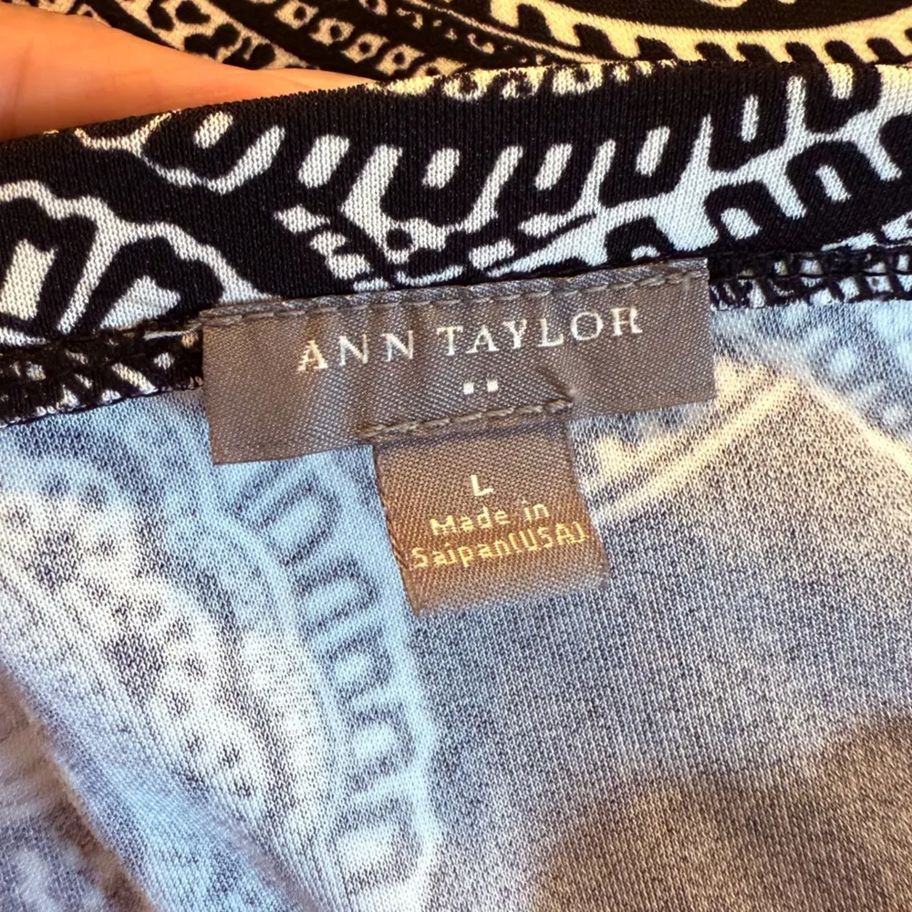 Ann Taylor Black White Boho Print Skirt Flowy Pull On Mid Length Lightweight - Image 3