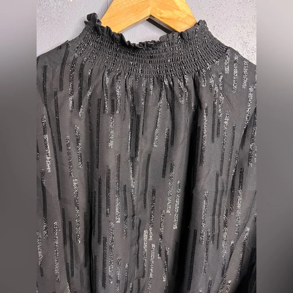 Elan Black Shimmer Stripe Mock Neck Smocked Long Sleeve Blouse.  Size Large NWT - Image 9