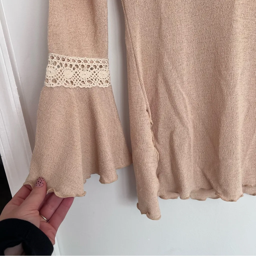 Vintage Y2K NWT old stock fashion bug witchy whimsical goth boho bell sleeve top - Image 3