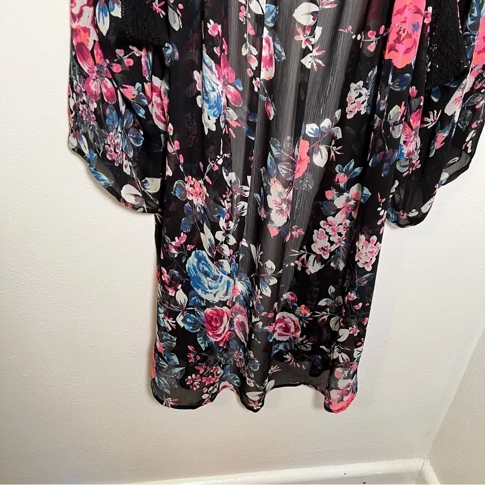 Express Kimono Black Pink Floral - Image 8