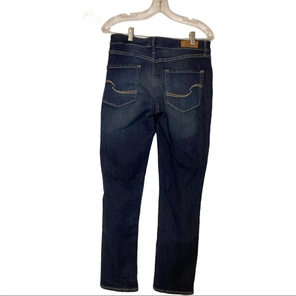 LEVI STRAUSS Signature distressed Women’s jeans Size 30 Inseam 28” Blue DarkWash - Image 2