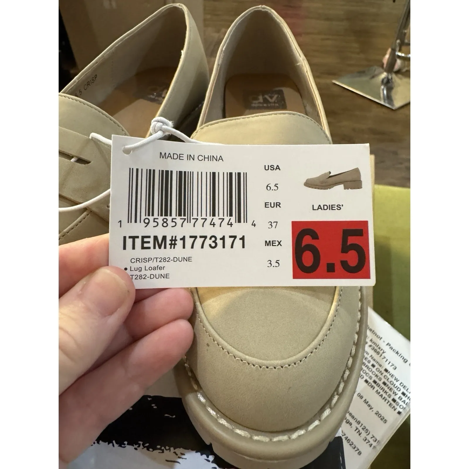 DV by Dolce Vita Women's Crisp Dune Loafers‎ Size 6.5 Lug Sole Penny Academia - Image 6