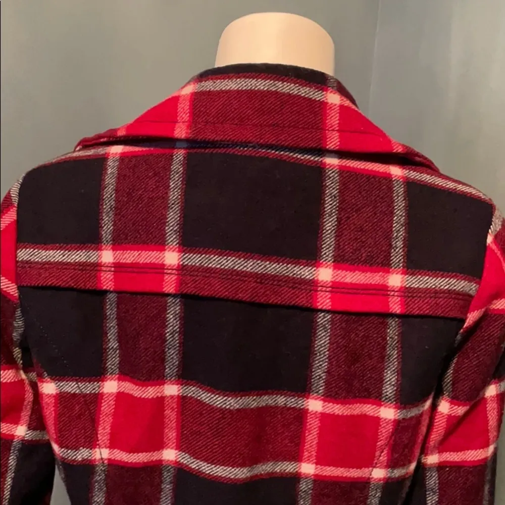 American Eagle Red & Navy Plaid Wool Pea Coat Medium - Image 6