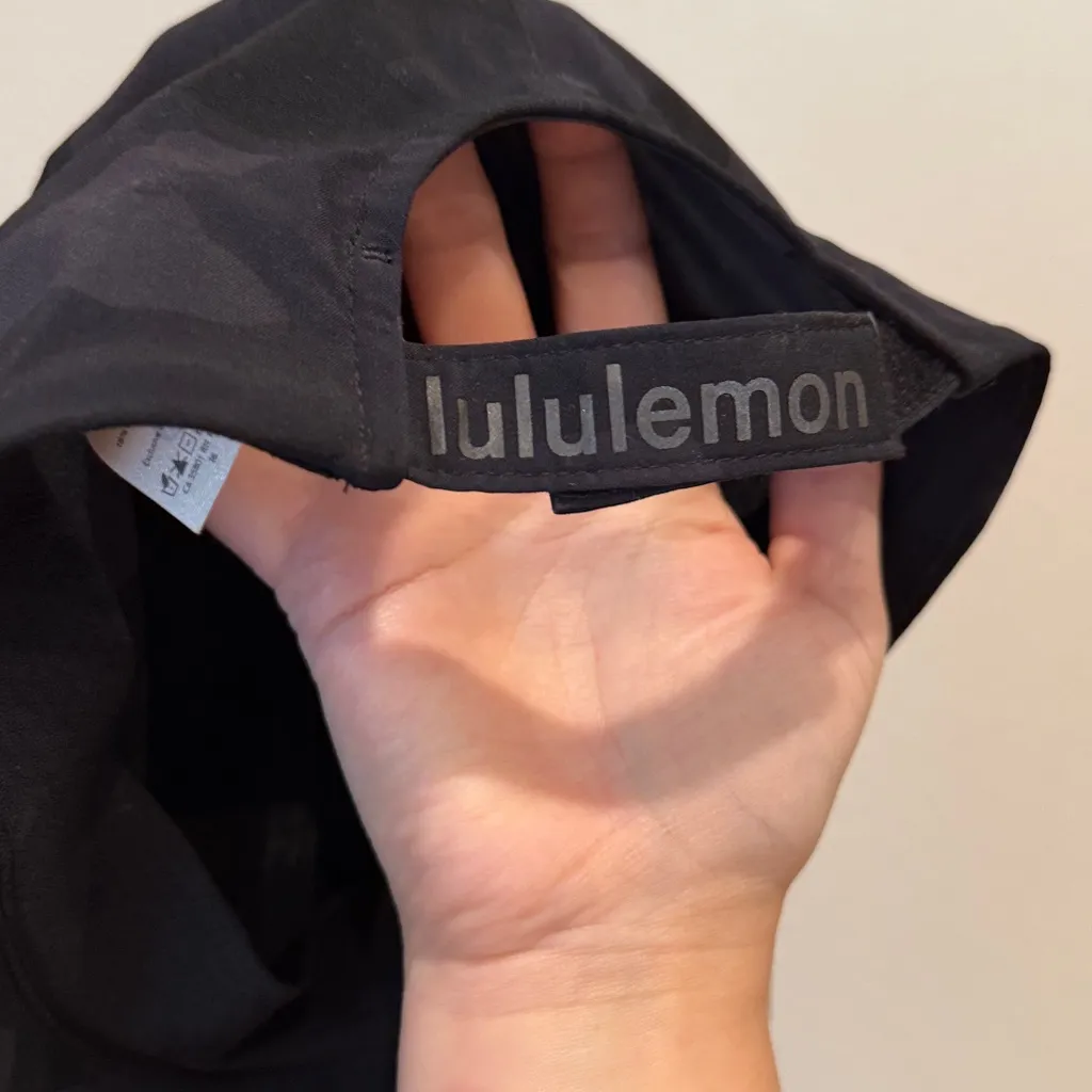 Lululemon athletica Fast and Free Running Hat Black Gray Camo One Size - Image 3