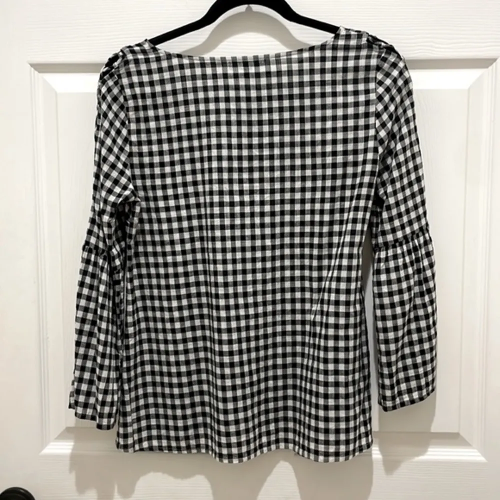 Madewell Black & White Gingham Criss Cross Tie Bell Long Sleeve Top - Image 4