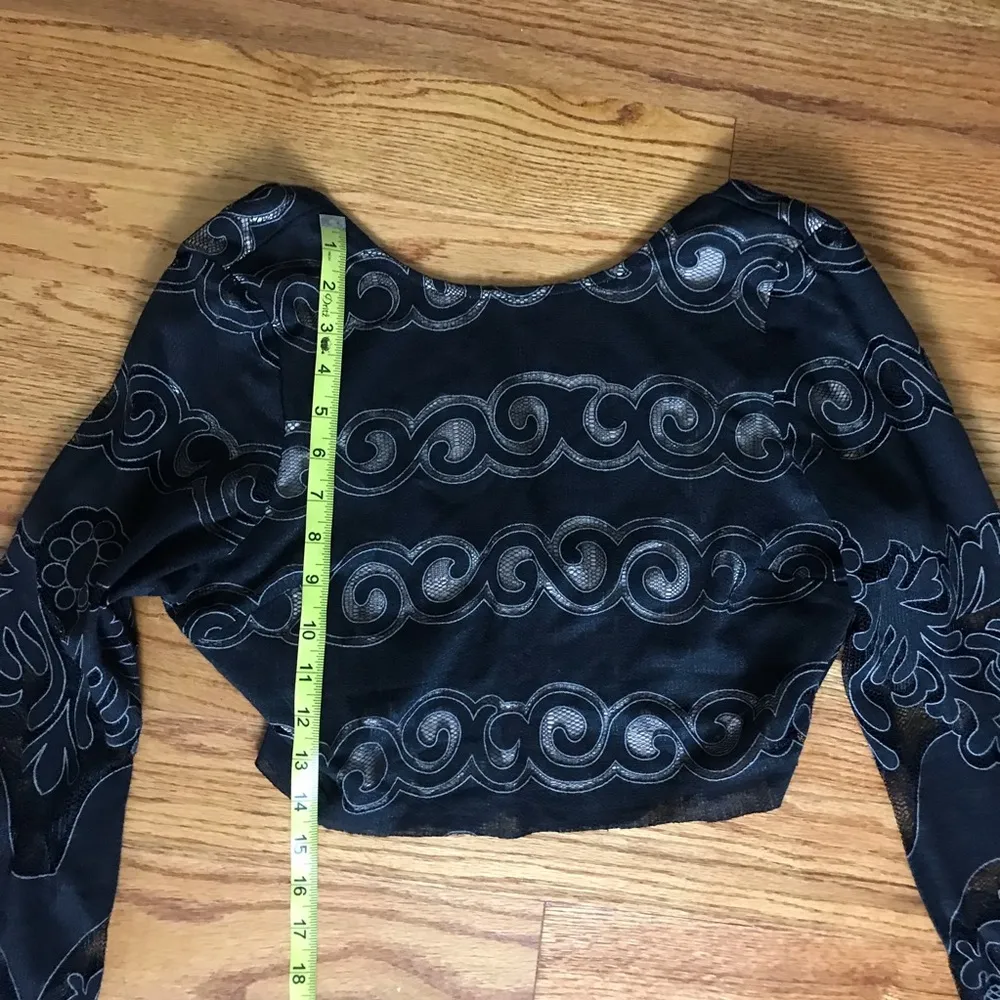 BooHoo Black Lace Crop Top - Image 5