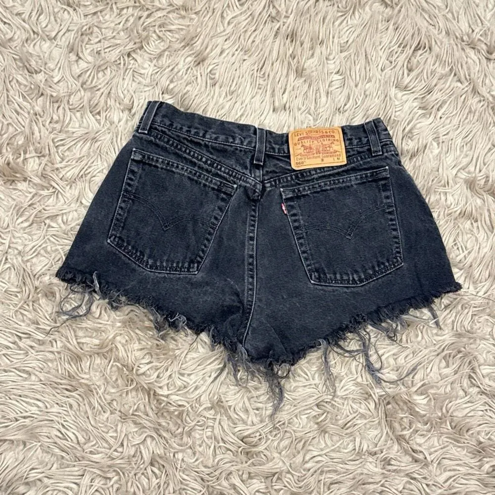 Levis vintage cutoff 560 shorts size 12 - Image 7