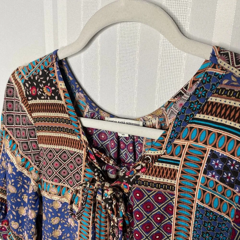 American Eagle Short Sleeve Lace Up Patchwork Tassel Tie Top Size Small Boho - Image 2