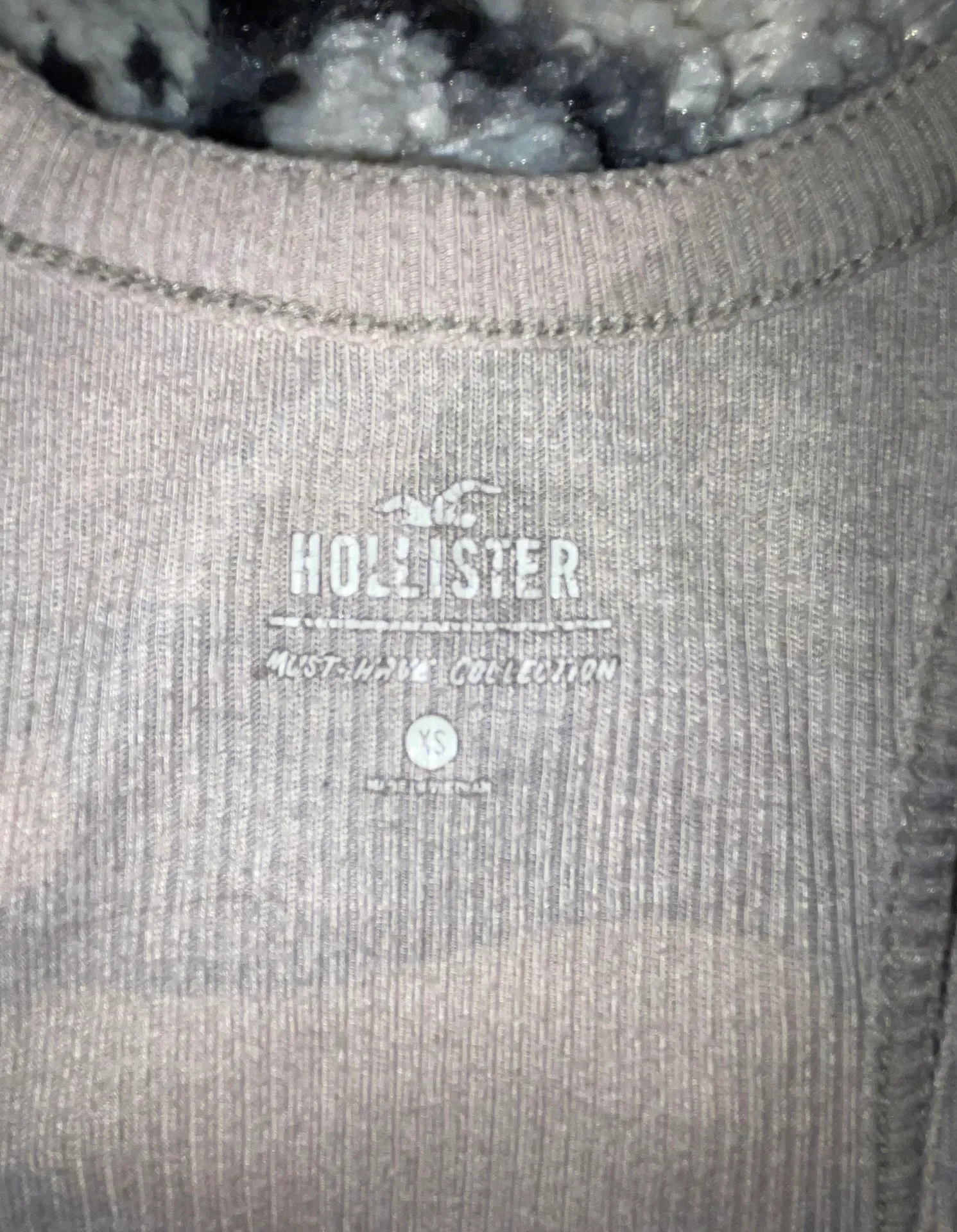 Hollister Tank Top - Image 3