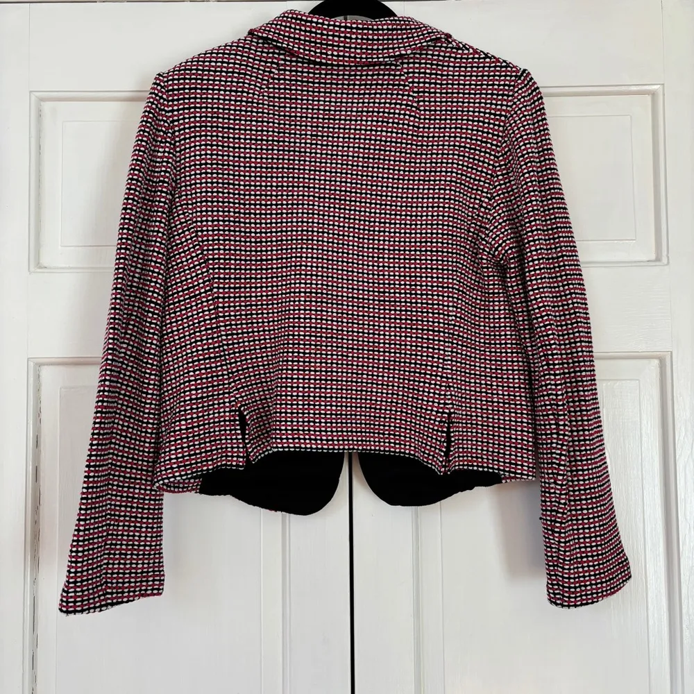 St. John Knit Jacket Navy Blue White Red Black Blazer Cropped Style Size 12 Wool - Image 9