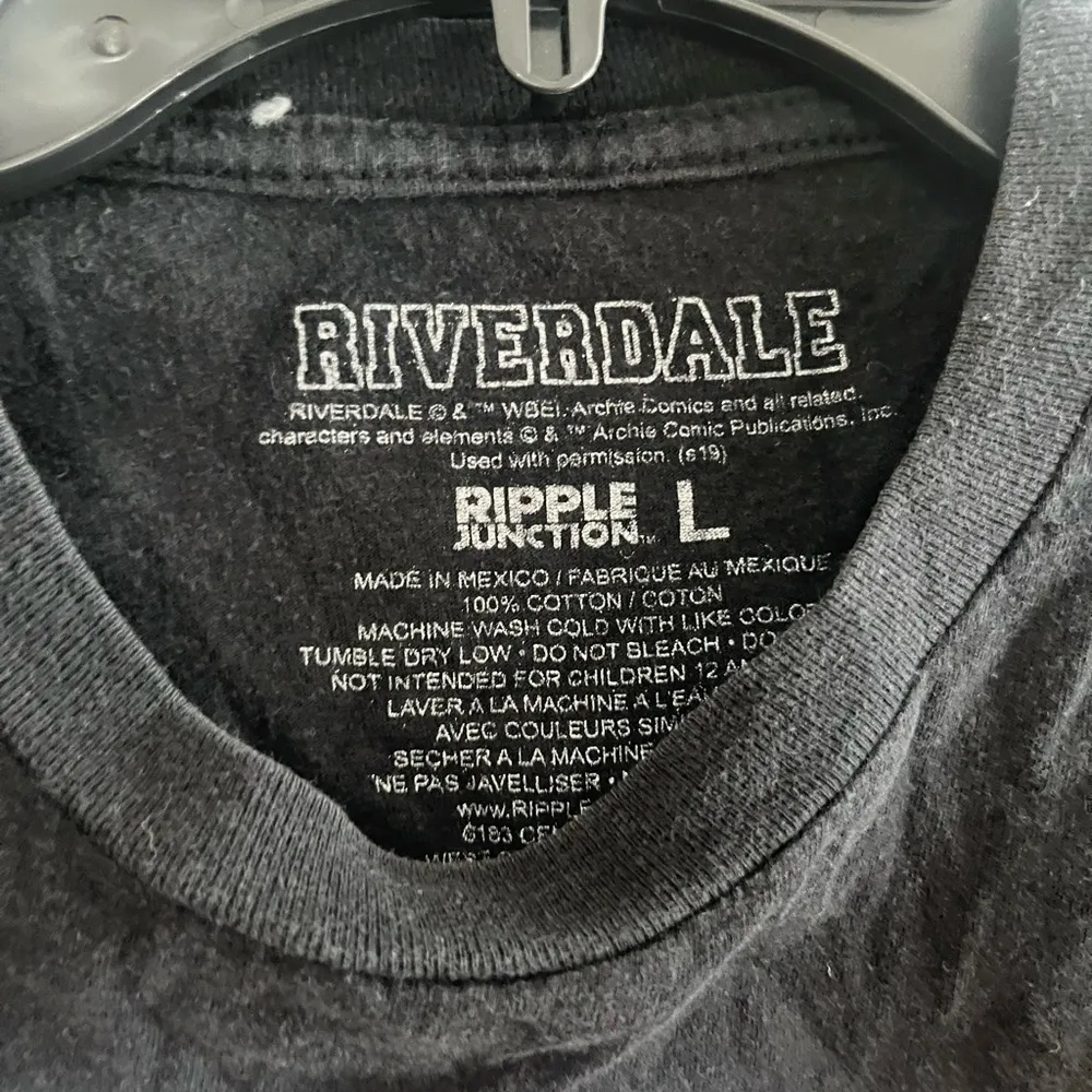 Hot Topic Riverdale South Side Serpent Crop Top - Image 2
