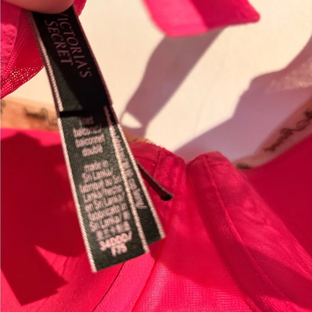 VS embroidery lined balconette bra - Image 8