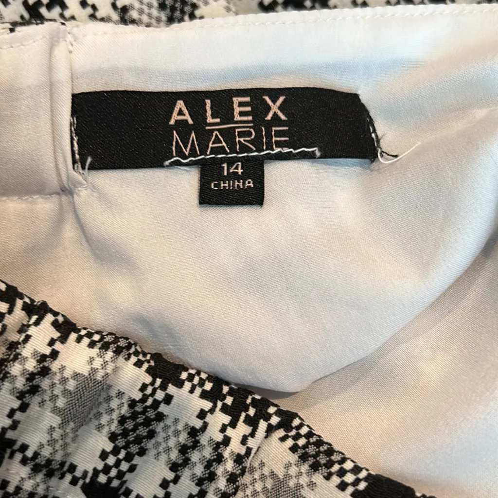 3/$15 ALEX MARIE black and white skirt - Image 5