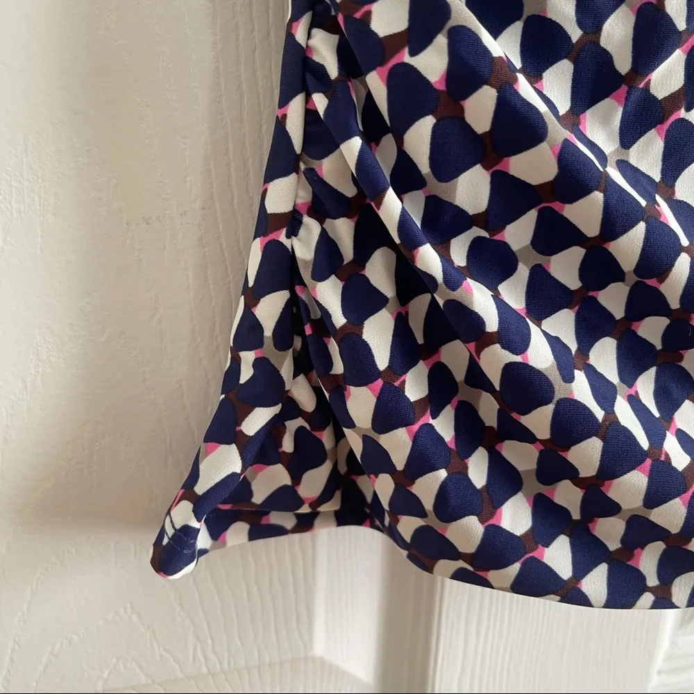 Boden Pinwheel Print Halter Tankini Bathing Suit Top Size 2 NEW WITH TAGS - Image 4