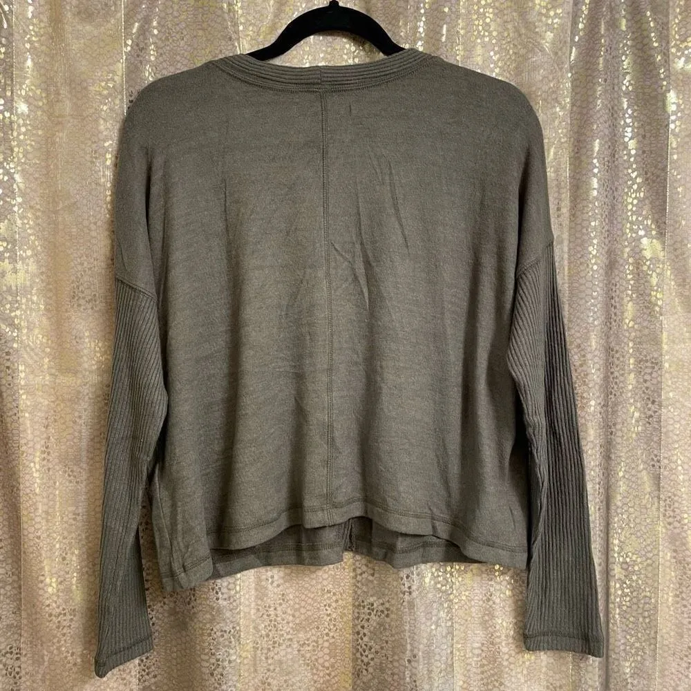 Abercrombie & Fitch Olive Green Soft Long Sleeve Cardigan Sweater, Small - Image 2