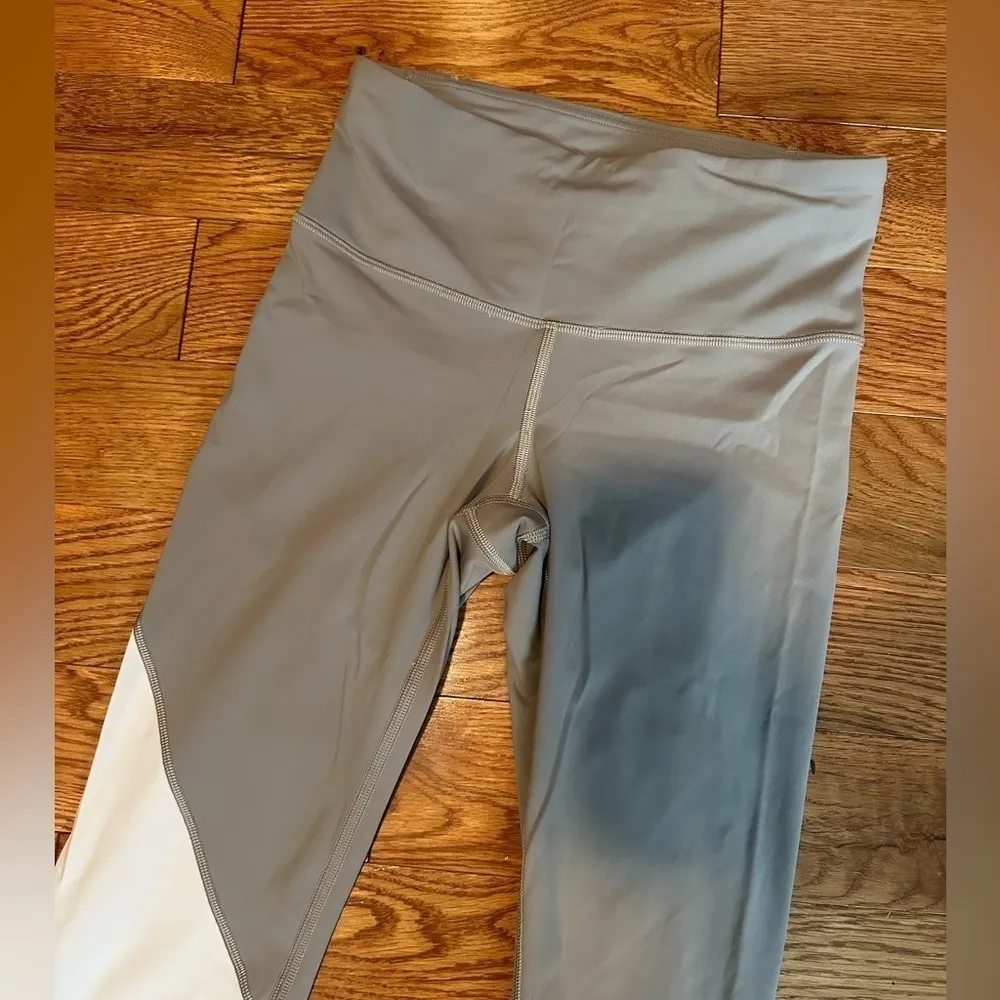 Lululemon leggings - Image 4