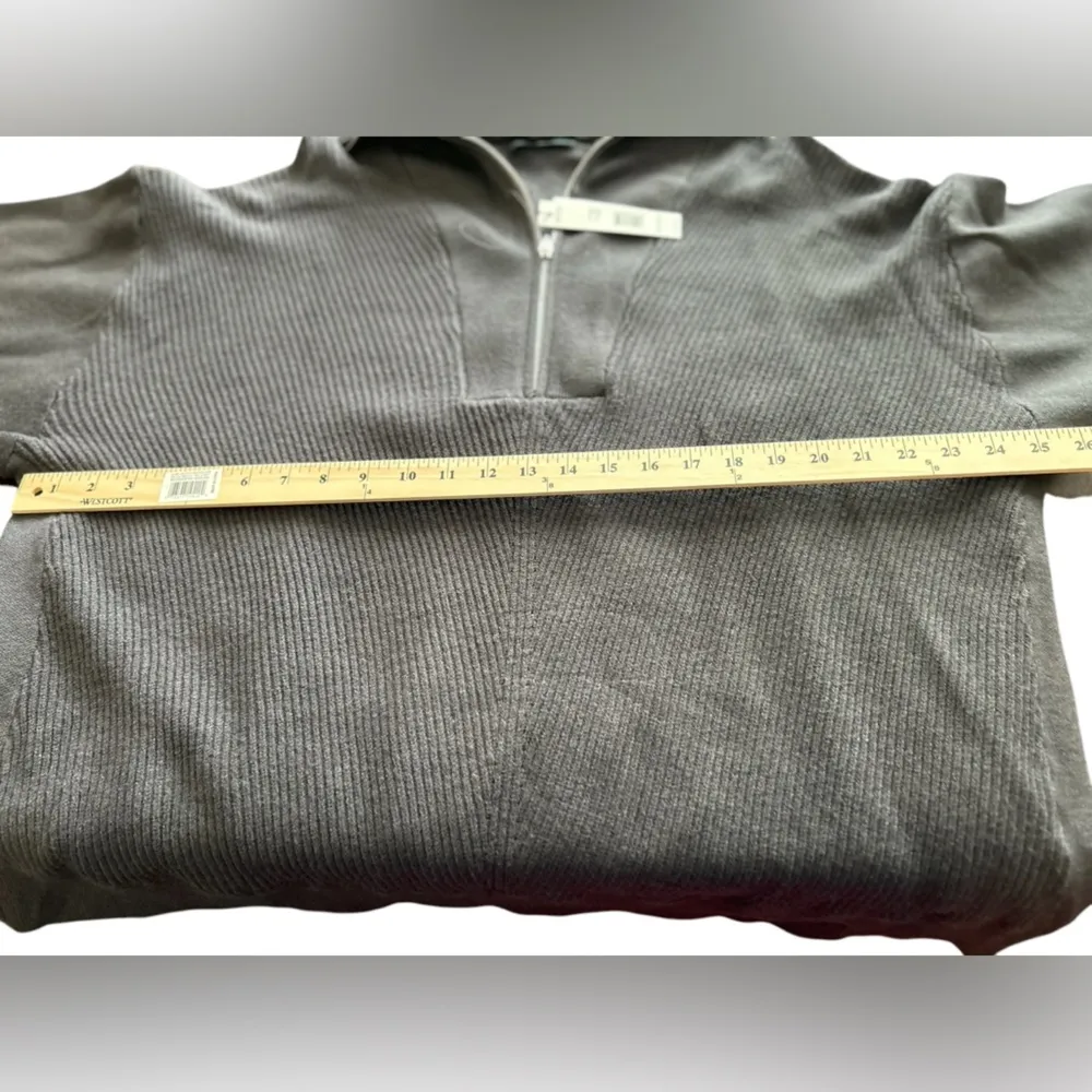 Tahari Women's Gray Half-Zip Ribbed Sweater Size M Casual Chic - Image 8