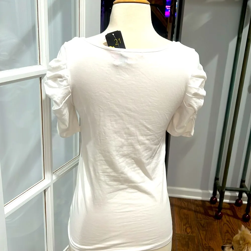 Forever 21 White Ruffle Short Sleeve Top - Image 7