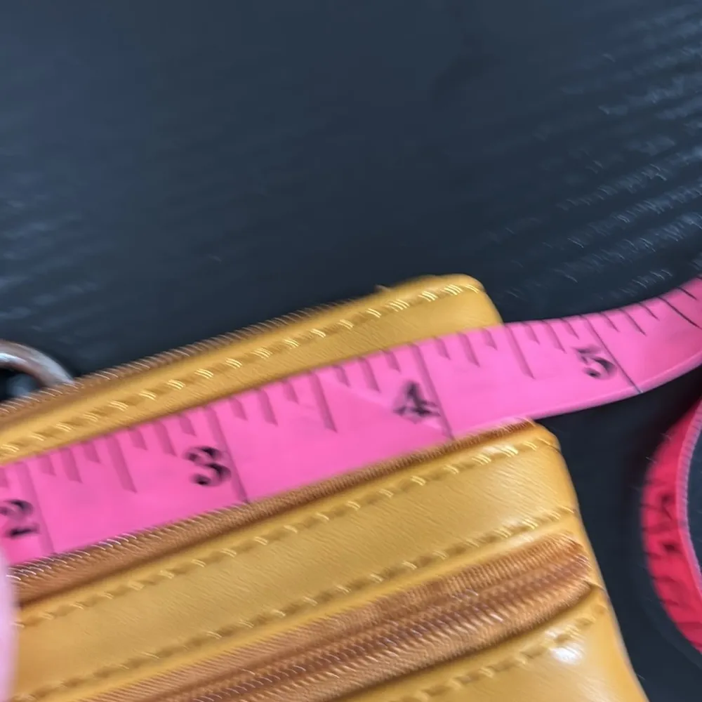 Save the girls mustard yellow key change and card purse - Image 6