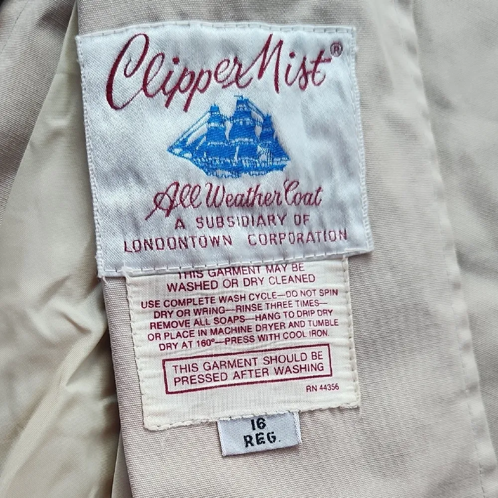 Vintage Clipper Mist Trench Coat Khaki 16 Tan - Image 2