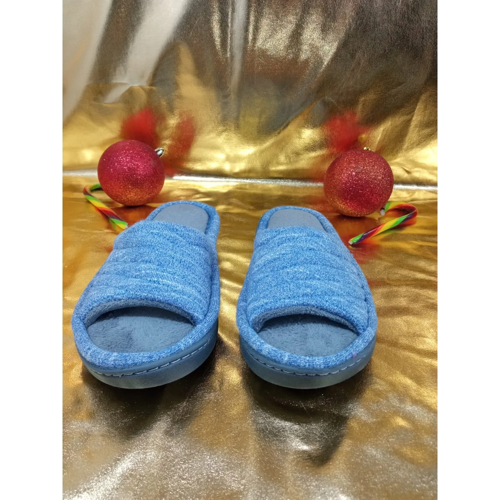 ISOTONER Womens Blue Gray Slippers Size 6.5-7 - Image 2