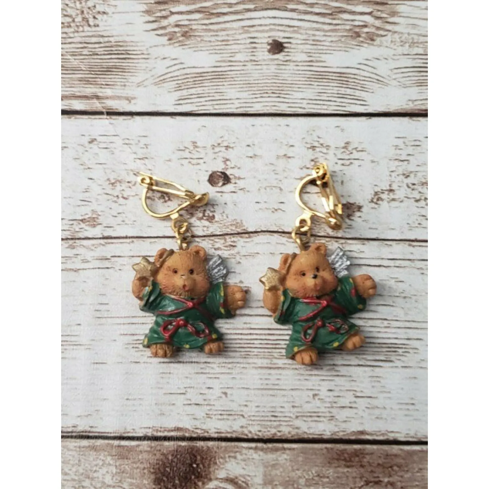 Vintage Clip On Earrings - Image 2