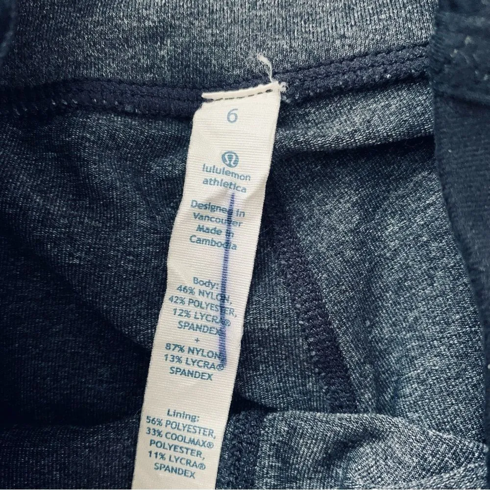 Lululemon Heathered Black Tadasana Back Slit Crop Leggings Tights | Size: 6 - Image 6