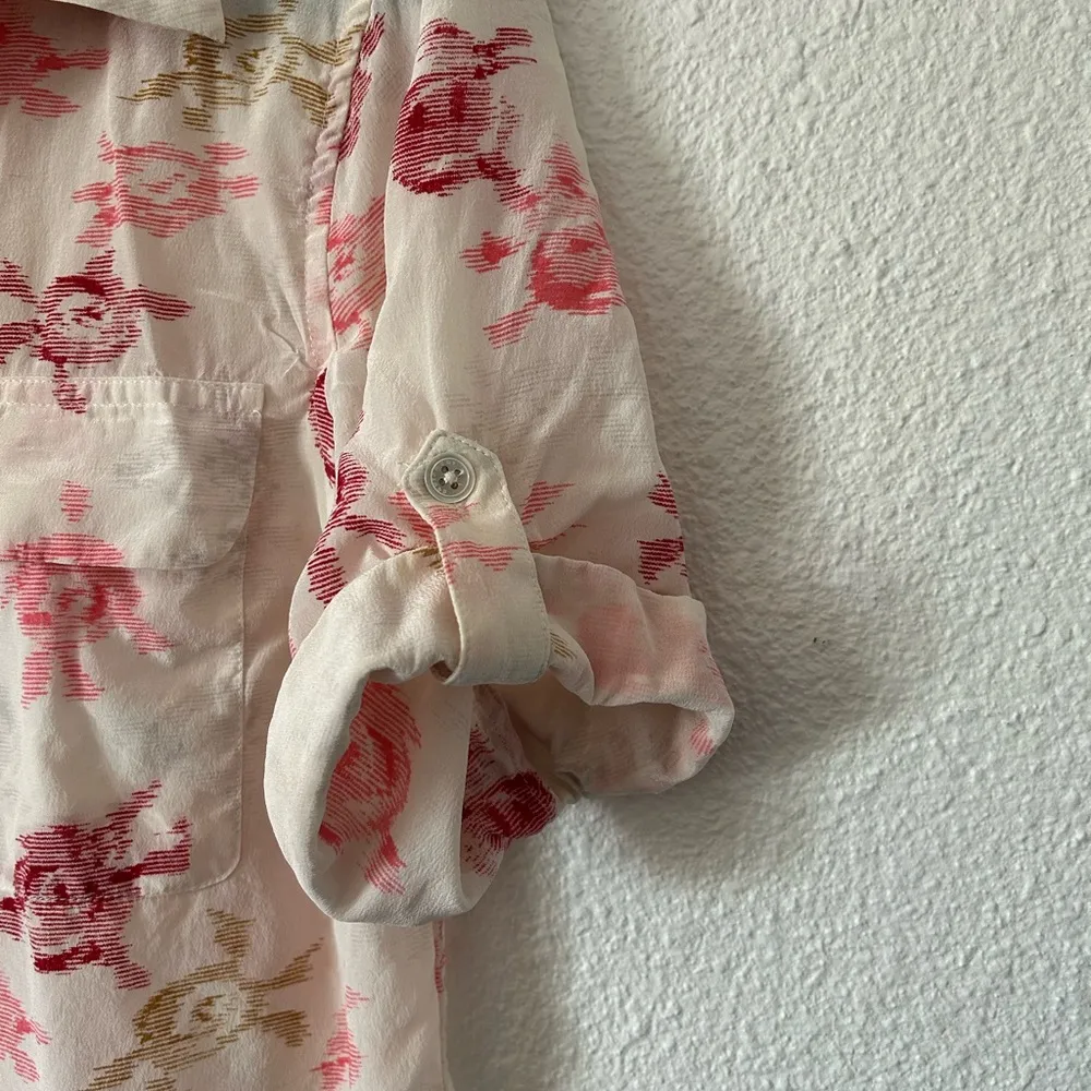 Equipment femme silk floral button down short sleeve top Sz XS - Image 10