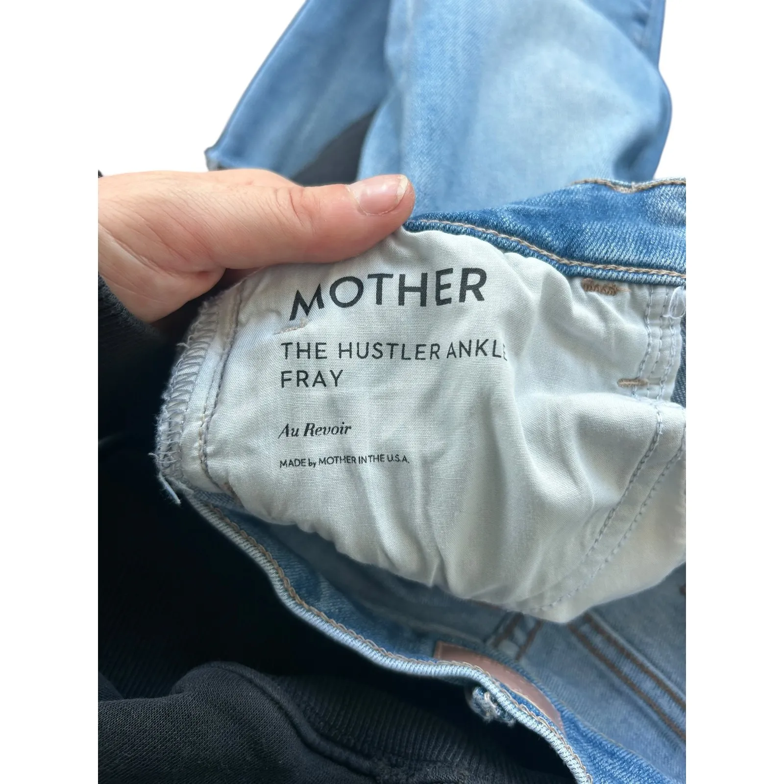 MOTHER The Hustler Ankle Fray Jeans Au Revoir Size 27 Light Wash Denim Cropped Blue - Image 11