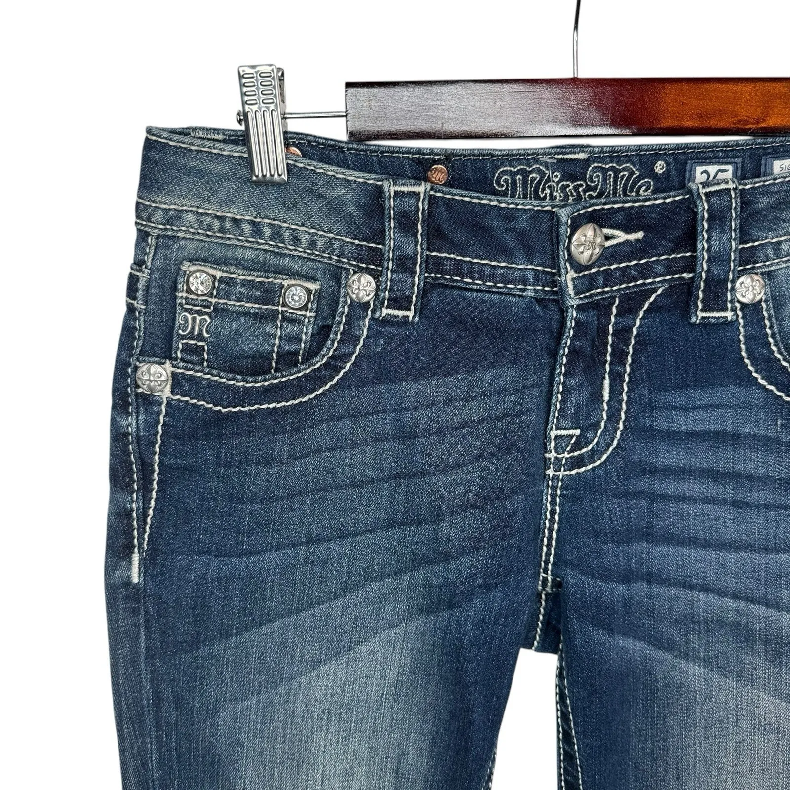 Miss Me Jeans Signature Cuffed Capri 25 Thick Stitched Sequin Embroidered‎ Wings - Image 4