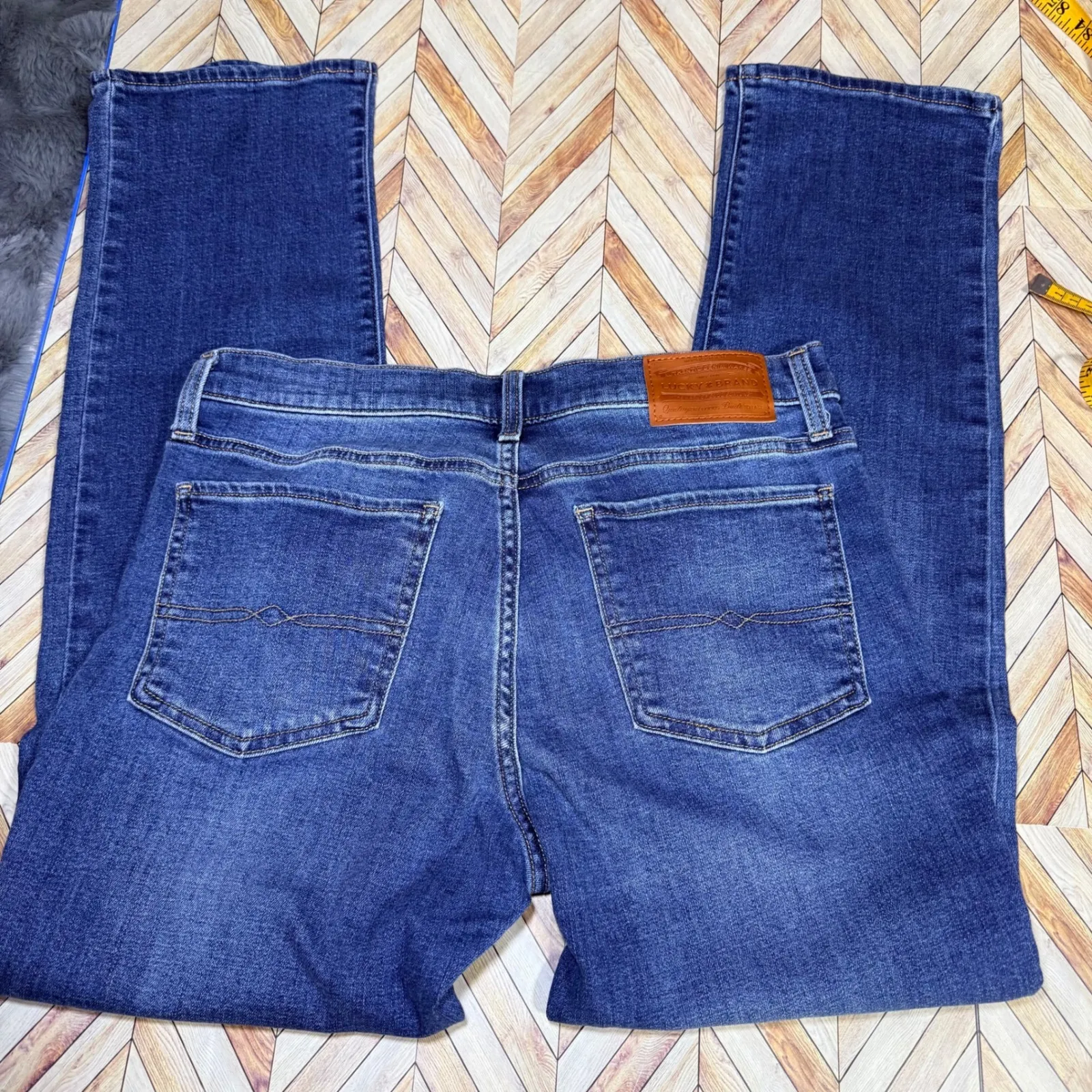 Lucky Brand Womens Jean Sweet Mid Rise Straight Leg 30/10 Classic 5 Pocket Comfy - Image 8