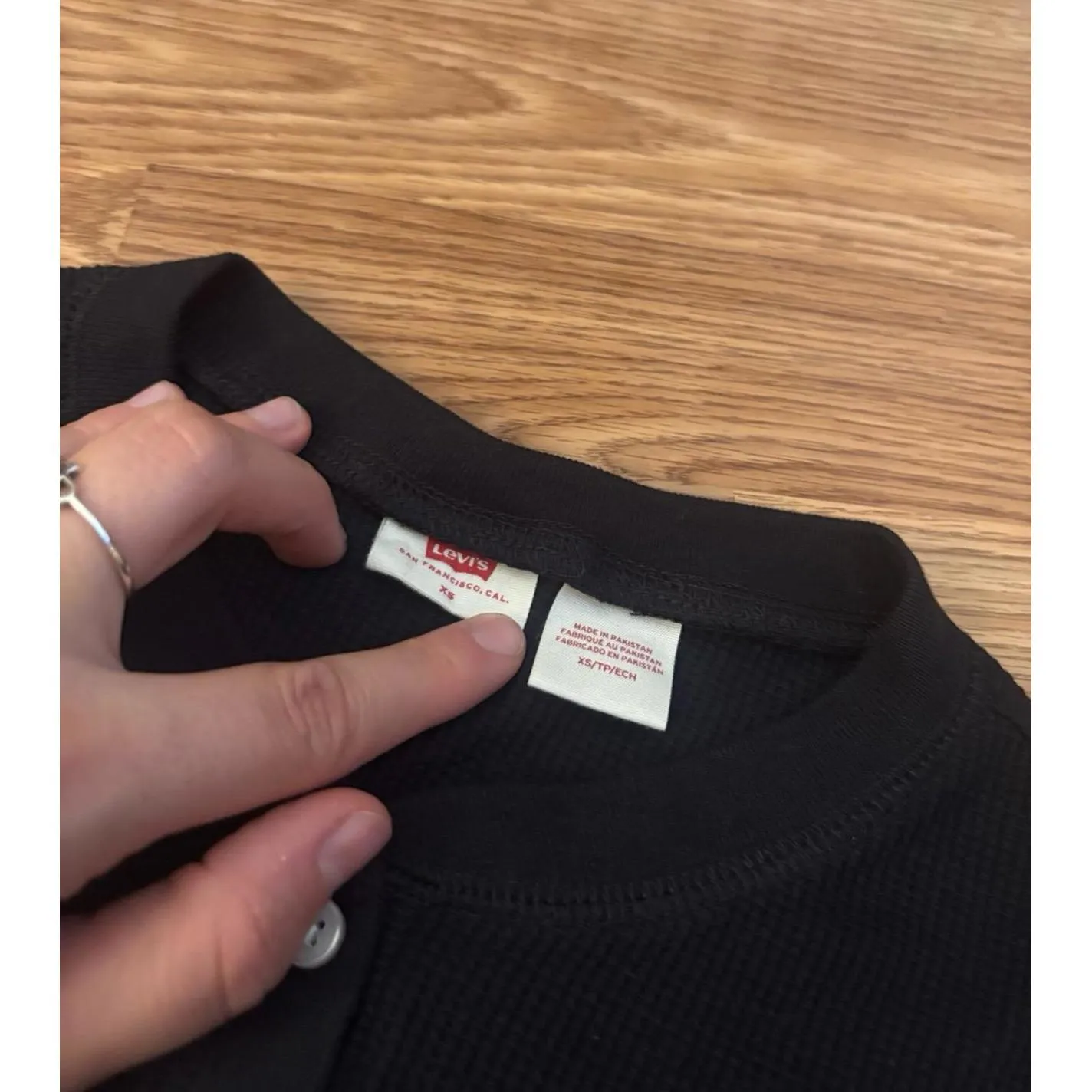 Levi’s Thermal Long Sleeve Top Size XS - Image 3